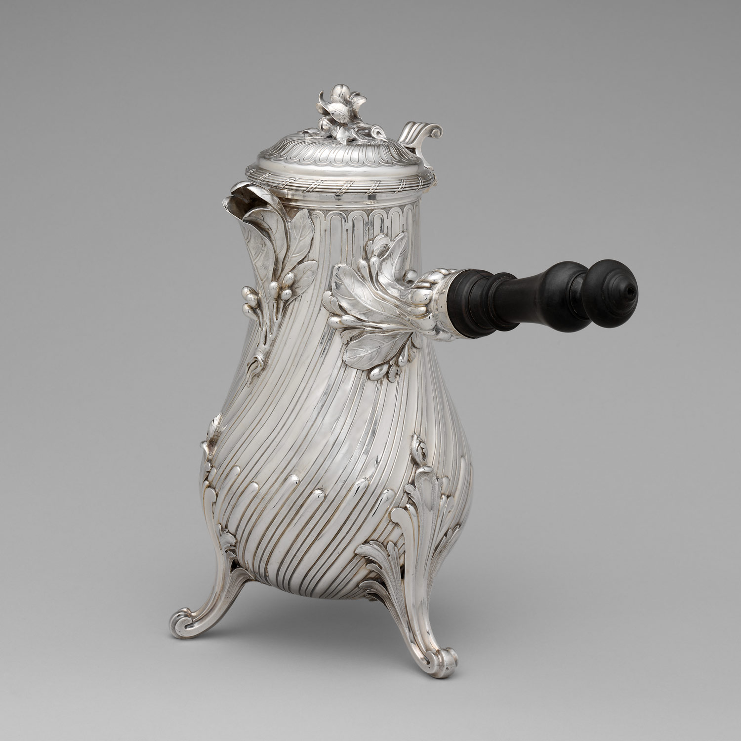 ※シルバーコーヒーポット (木製の取っ手)1757年